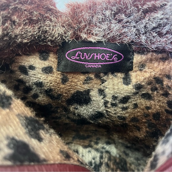 Luvshoe's Canada Red Block Heel Winter Ankle Booties - Picture 8 of 16